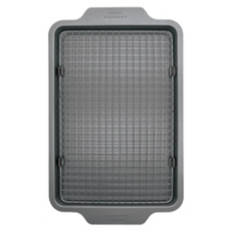 Sweet Baking Pan - Quarter Sheet with Rack, Gray