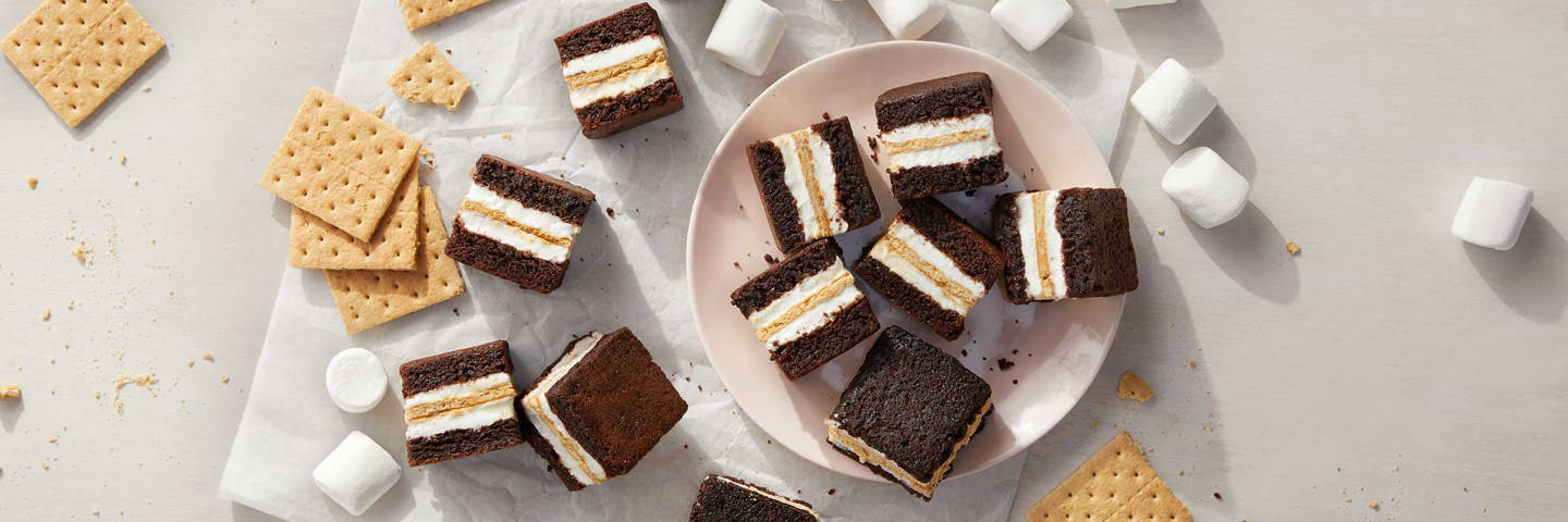 S’more Brownie Sandwich Bars-image